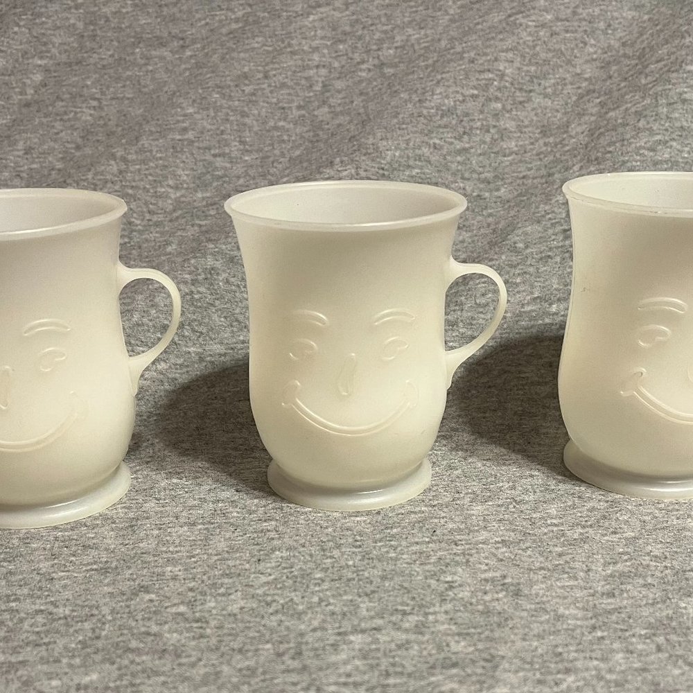 Kool-Aid Man Plastic Cup Set of 3, in the color white